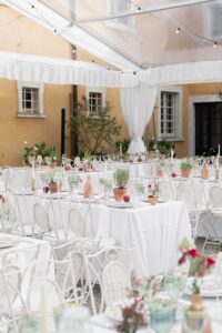 Bianca & William Chic Welcome Party Villa La Foce by Moretti Events Exclusive Destination Wedding Planner Italy-15