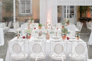 Bianca & William Chic Welcome Party Villa La Foce by Moretti Events Exclusive Destination Wedding Planner Italy-28
