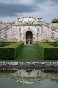 Bianca & William Chic Welcome Party Villa La Foce by Moretti Events Exclusive Destination Wedding Planner Italy-5